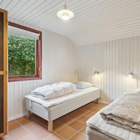 3 Bedroom Nice In *