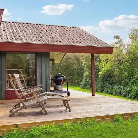 3 Bedroom Nice In Prázdninový dům Vestervig